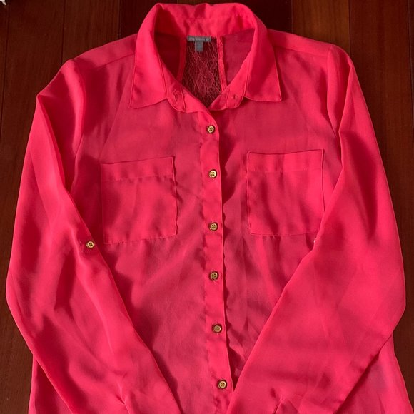 Charlotte Russe Tops - Charlotte Russe Laced Back Top